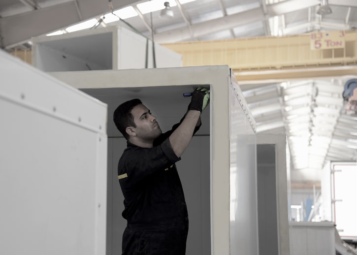 الحاوية القابلة للتركيب